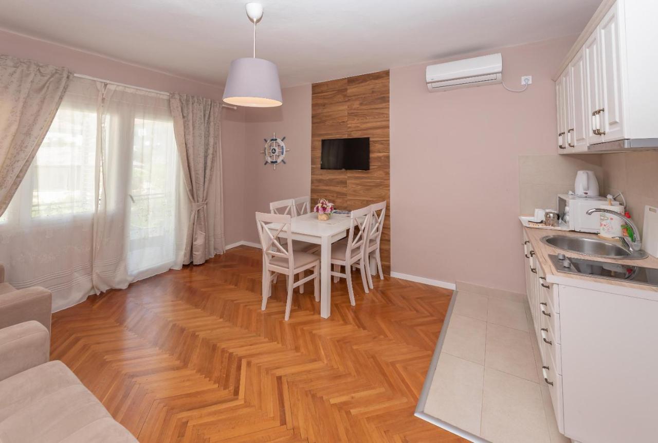 Ioannis Apartments Tivat Ngoại thất bức ảnh