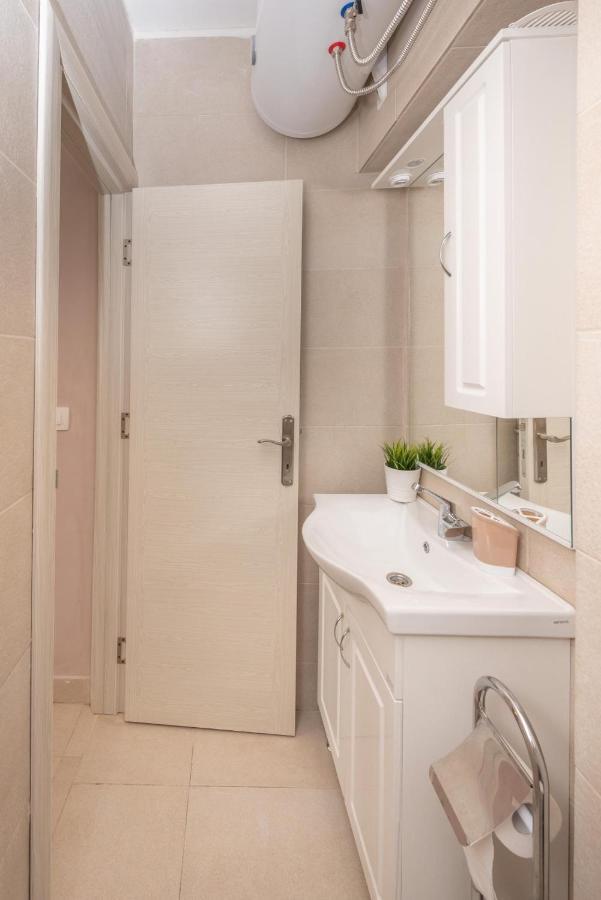 Ioannis Apartments Tivat Ngoại thất bức ảnh